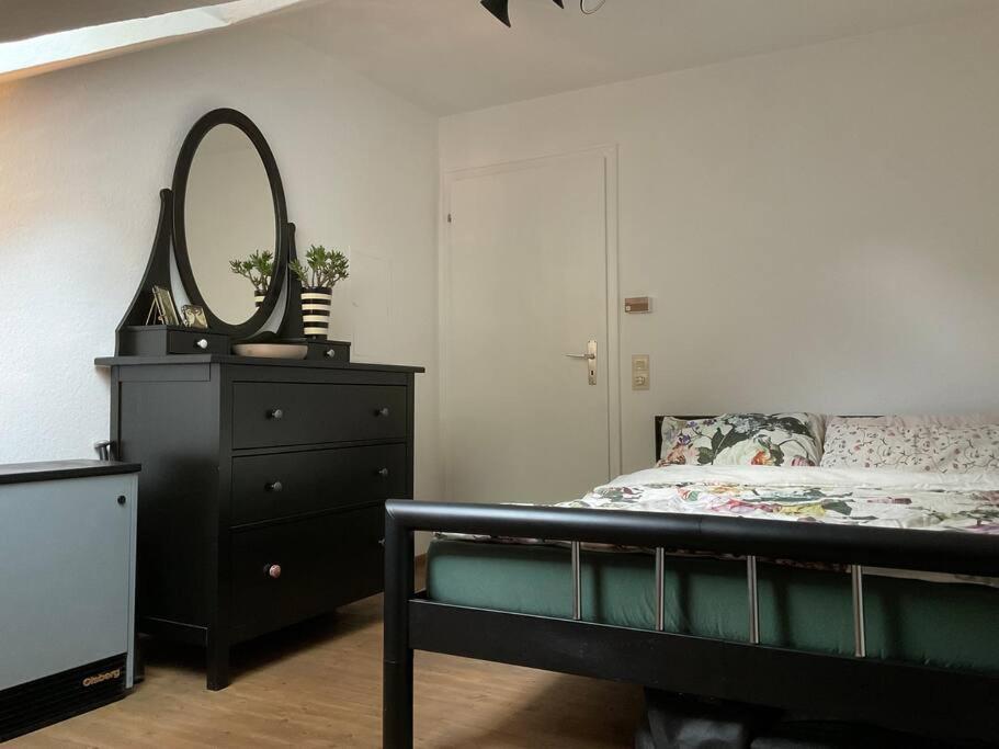 Wohnung In Idyllischem Oertchen Meschede Buitenkant foto